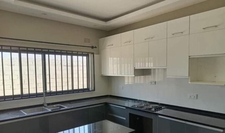 3-bedroom-house-for-rent-in-new-kasama-big-1