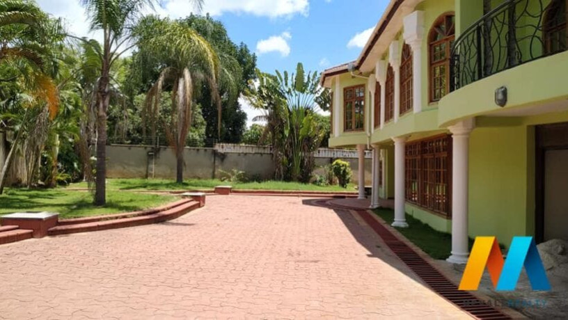 4-bedroom-maisonette-house-for-rent-in-olympia-park-big-0