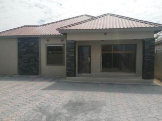 3 Bedroom Flat For Rent In New Kasama