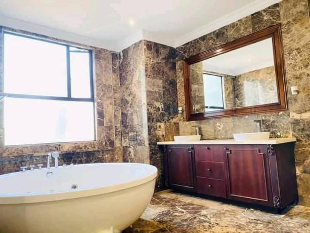 4-bedroom-double-storey-townhouse-for-rent-in-mass-media-big-4