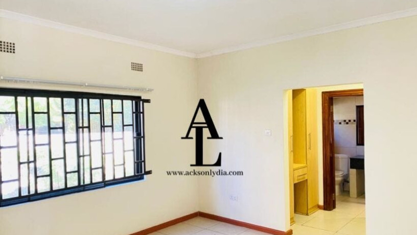 2-bedroom-apartment-for-rent-in-longacres-big-3