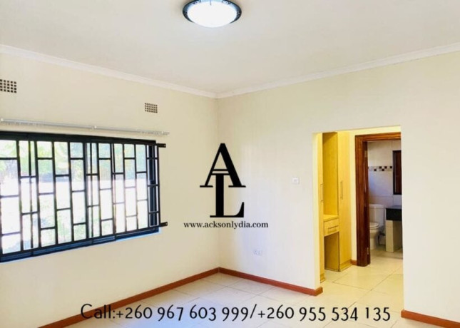 2-bedroom-apartment-for-rent-in-longacres-big-3