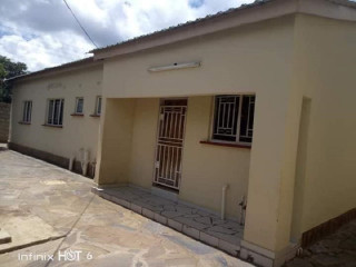 3 Bedroom House For Rent in Chalala