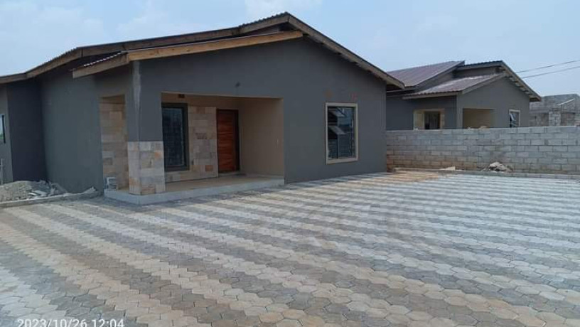 3-bedroom-house-for-sale-in-new-kasama-big-8