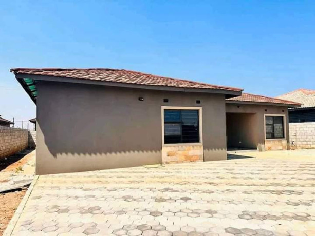 3-bedroom-house-for-rent-in-new-kasama-big-6