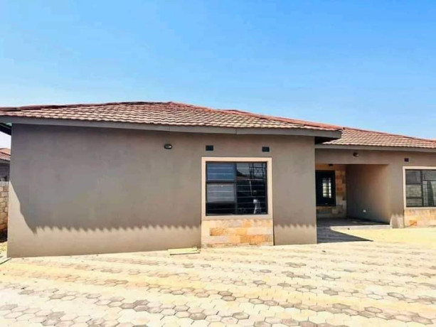 3-bedroom-house-for-rent-in-new-kasama-big-0