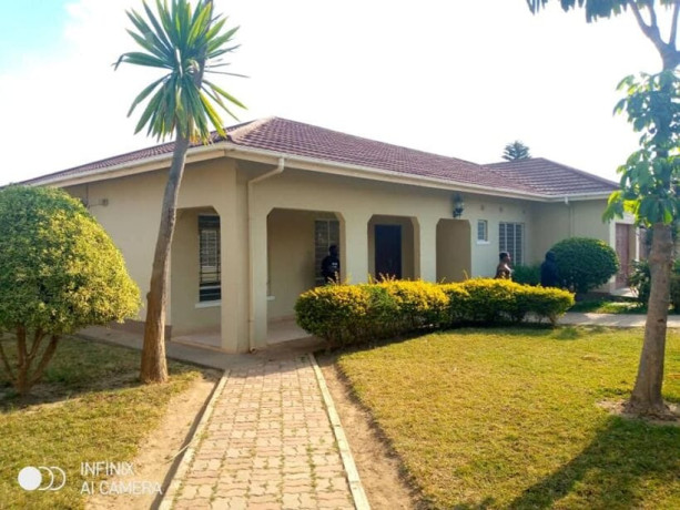 4-bedroom-standalone-house-in-ibex-hill-big-0