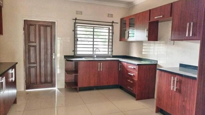 3-bedroom-flat-for-rent-in-new-kasama-big-0