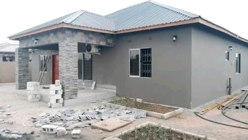 3-bedroom-house-for-sale-in-new-kasama-big-5