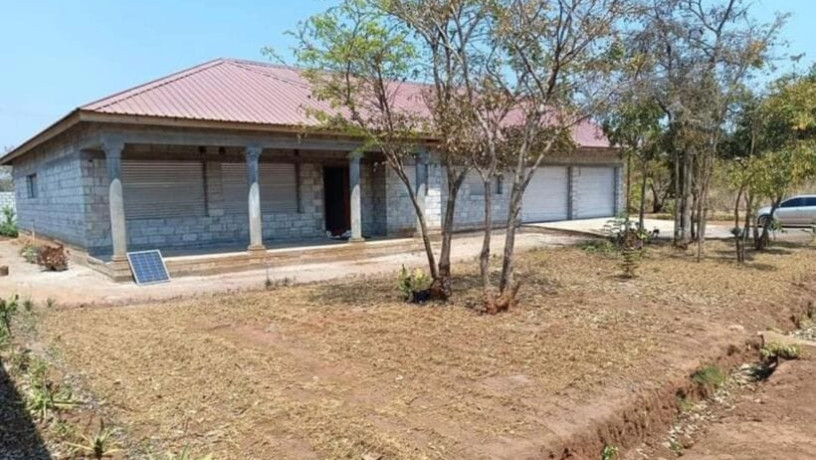 4-bedroom-house-for-sale-in-new-kasama-big-1