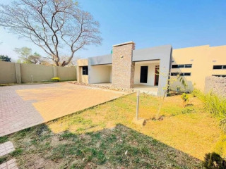 3-bedroom-flat-for-rent-in-new-kasama