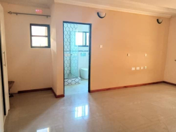 3-bedroom-flat-for-rent-in-makeni-bonaventure-big-6