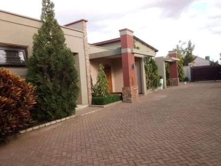 Neat Two-Bedroom Flat in Chalala