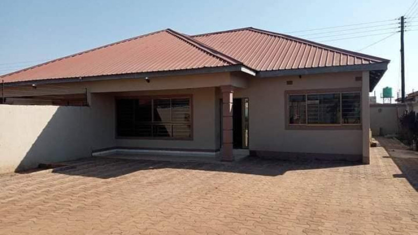 neat-two-bedroom-flat-in-chalala-big-0