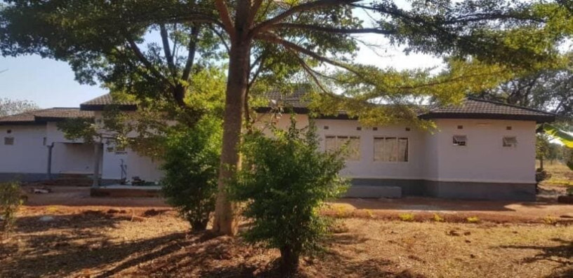 5-bedroom-house-for-rent-in-new-kasama-big-9