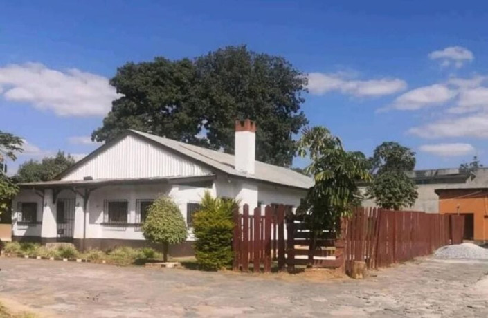 4-bedroom-house-for-sale-in-longacres-big-0