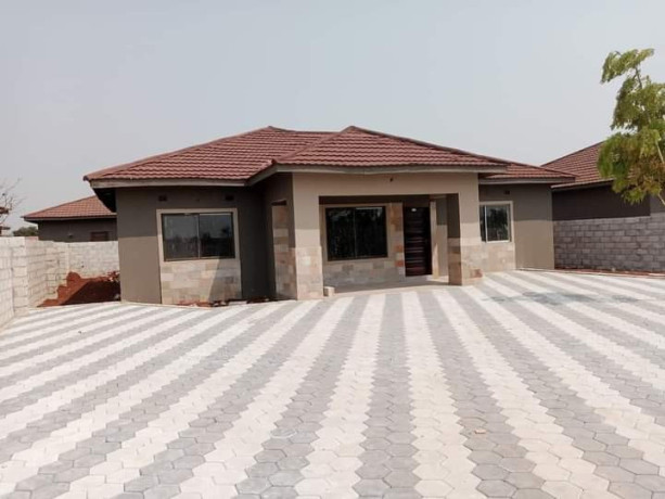 3-bedroom-house-for-sale-in-new-kasama-big-3