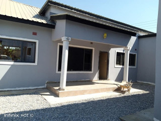 3-bedroom-flat-for-rent-in-chalala
