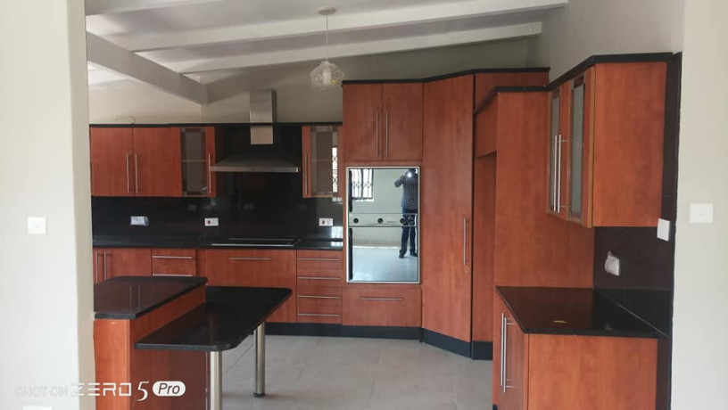 4-bedroom-standalone-house-for-rent-in-olympia-big-4