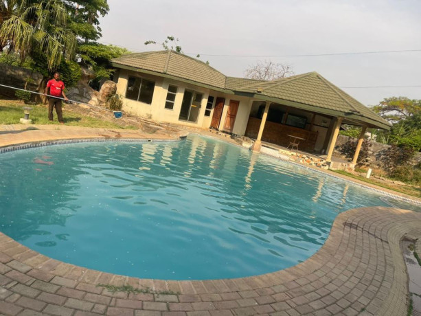 5-bedroom-stand-alone-for-sale-in-kalundu-big-8